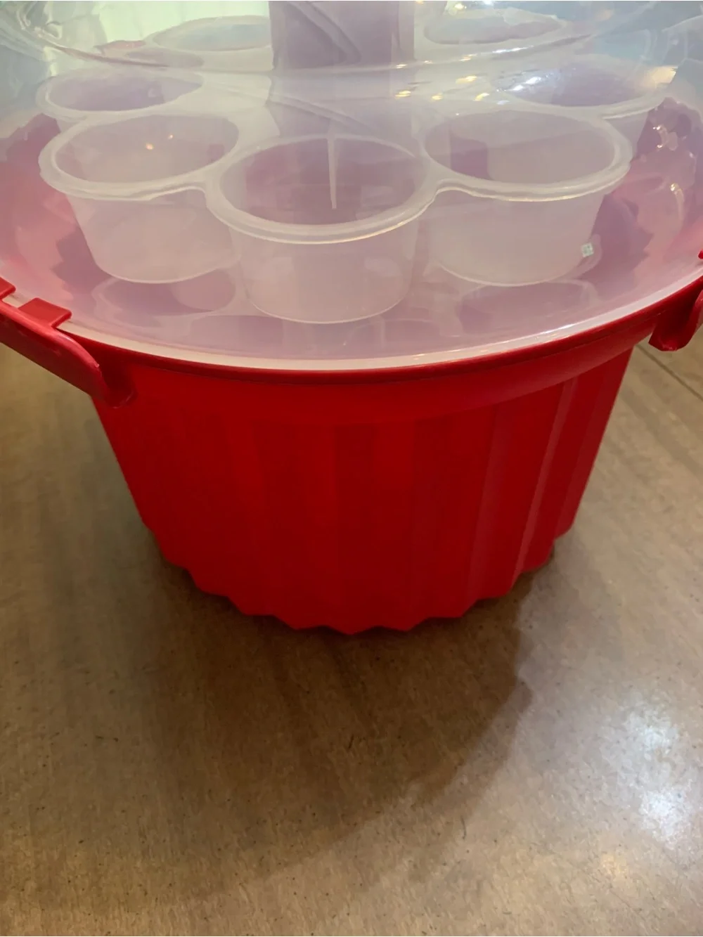 Cupcake Carousel 24-Cup Pink & Clear Carrier